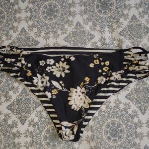 Bikini bottom